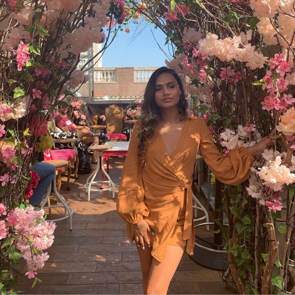 Romper - Picture 2 of 2